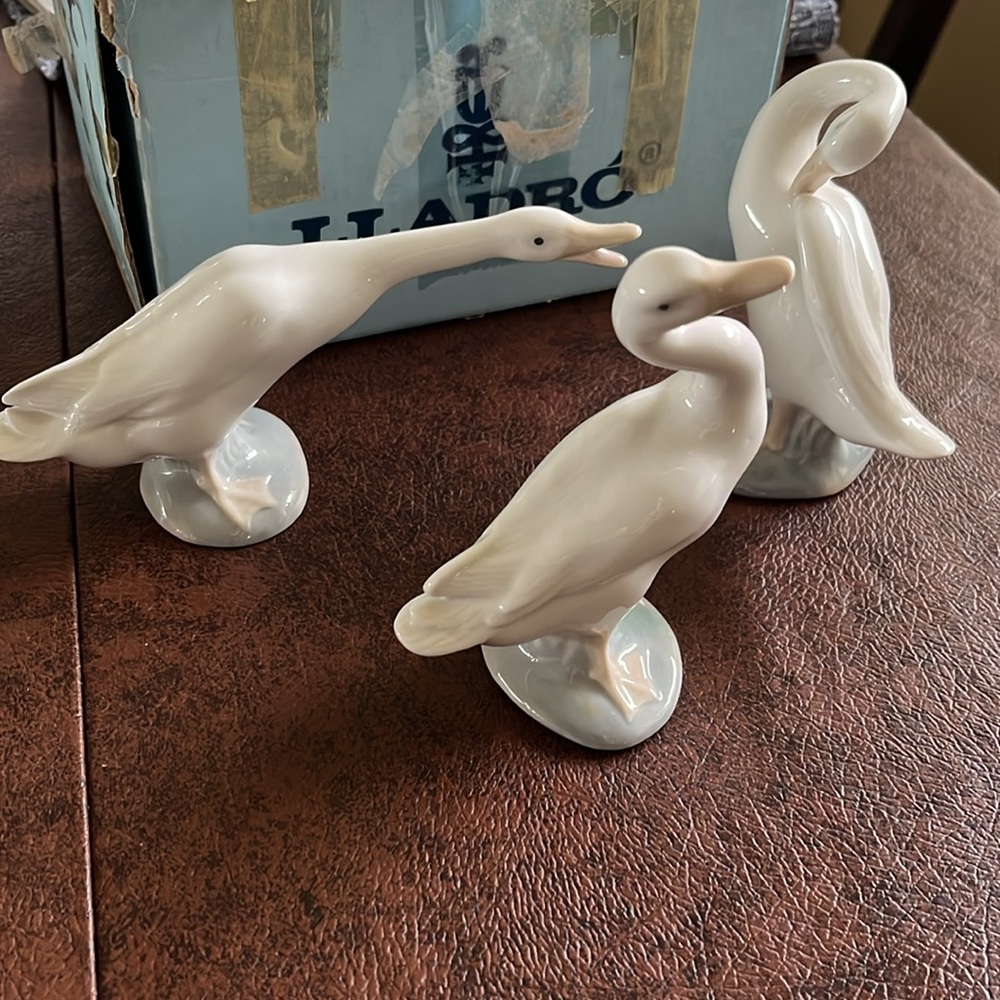 Lladro Set of 3 Porcelain Geese Collectible Figurines